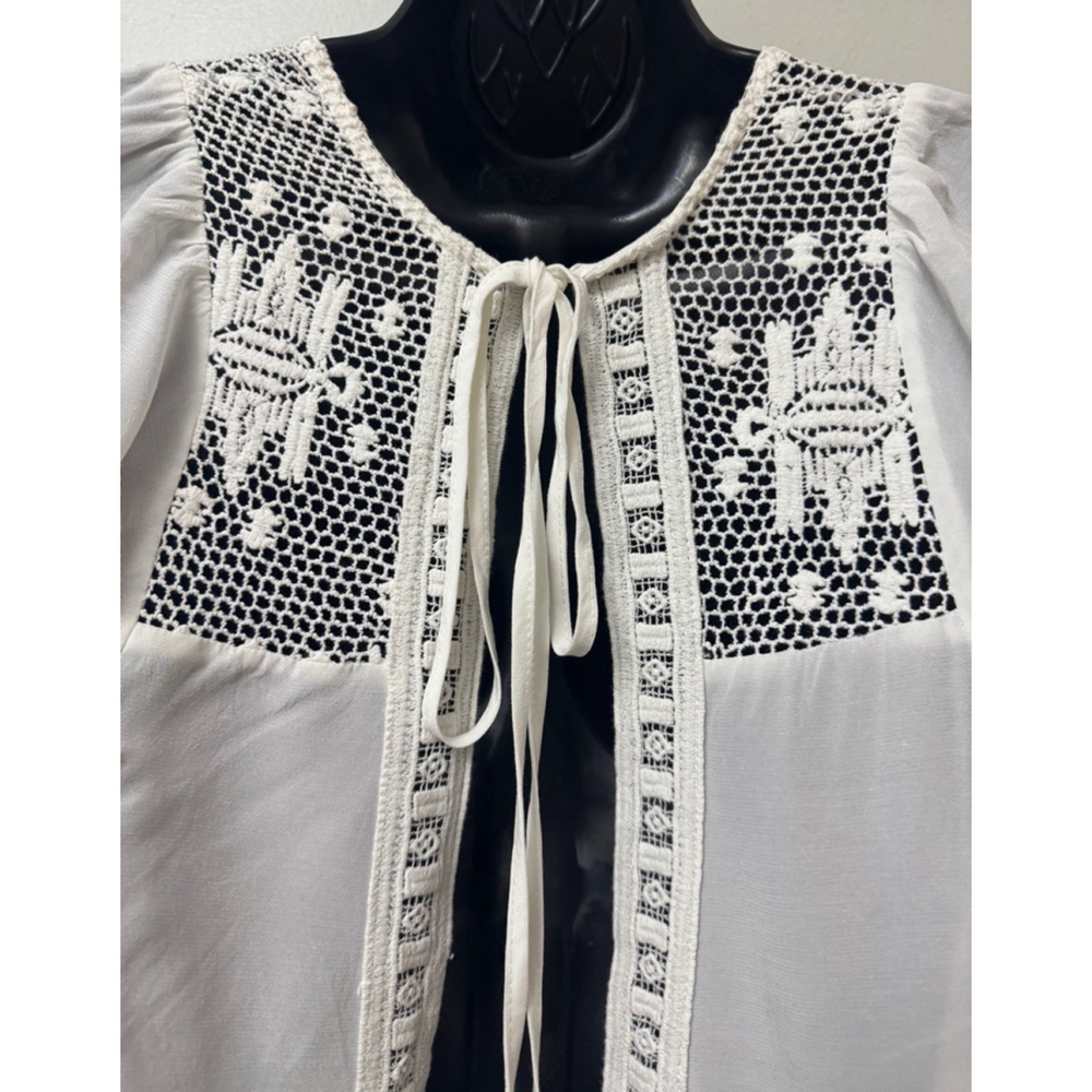 Women's Jen’s Pirate Booty Embroidered Tassel White Blouse Size S - Picture 5 of 8